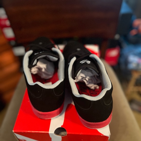 és skateboard shoes Swift  1.5   9.5 Black - Picture 3 of 3